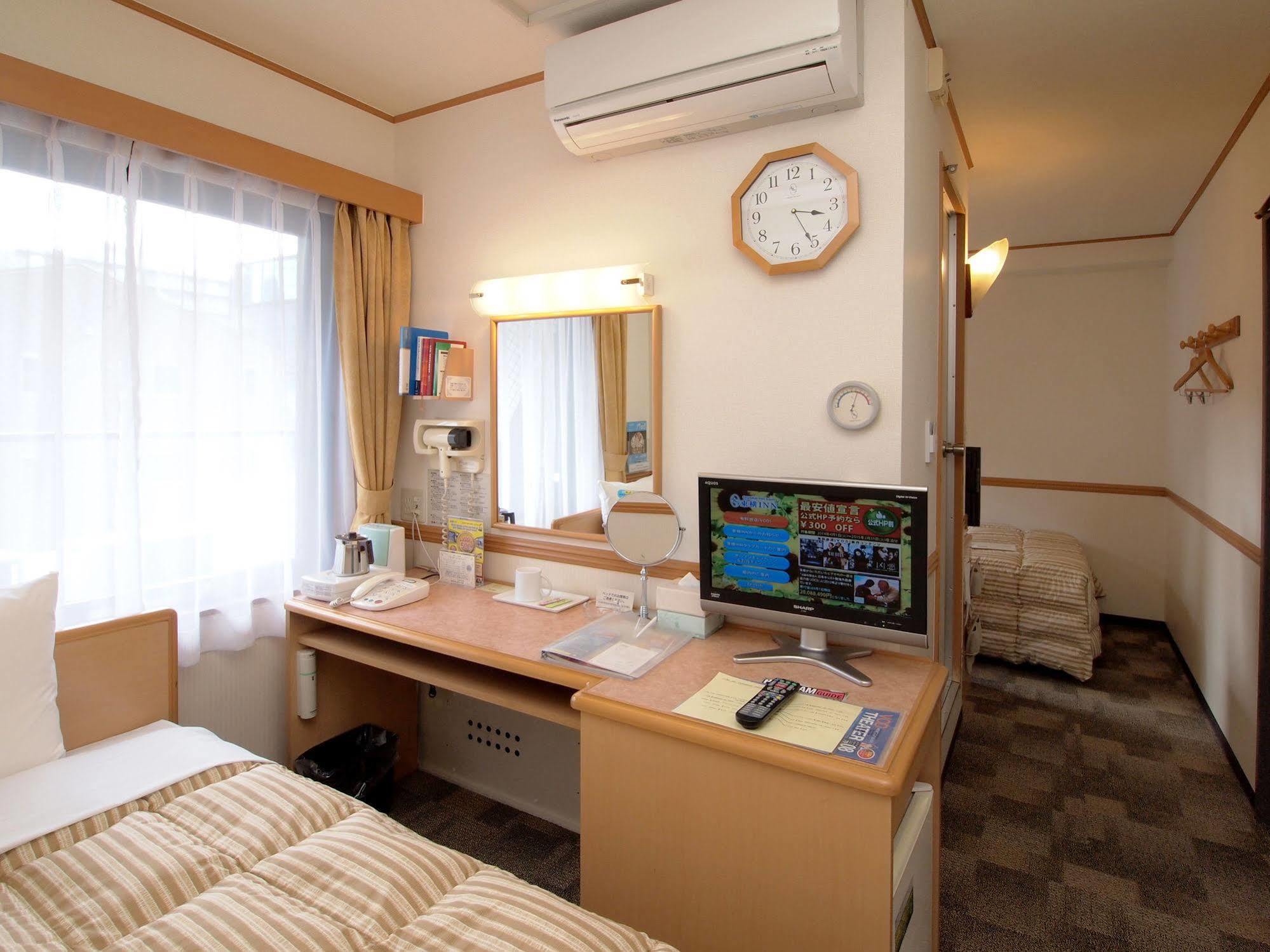 Toyoko Inn Kobe Minatogawa Koen Bagian luar foto